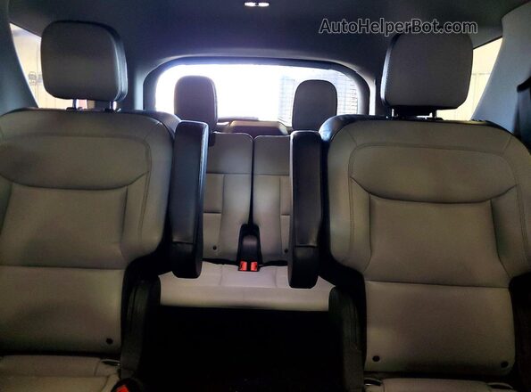 1FMSK8DH0MGC10625 2021 FORD EXPLORER Silver უკანა სავარძლების ხედი