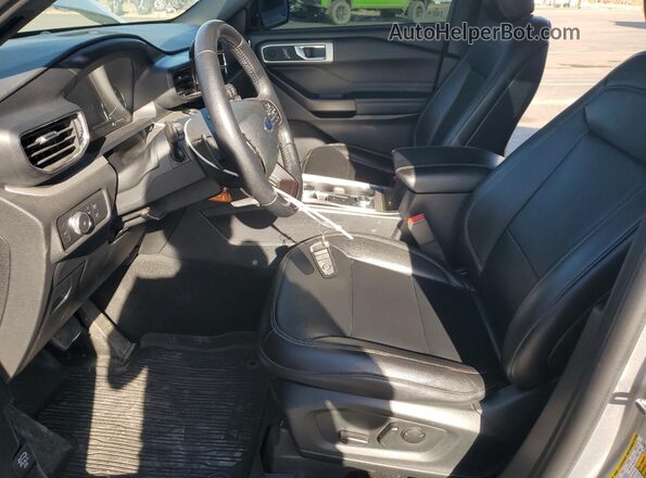 1FMSK8DH1LGA50589 2020 FORD EXPLORER Серебряный Вид салона спереди
