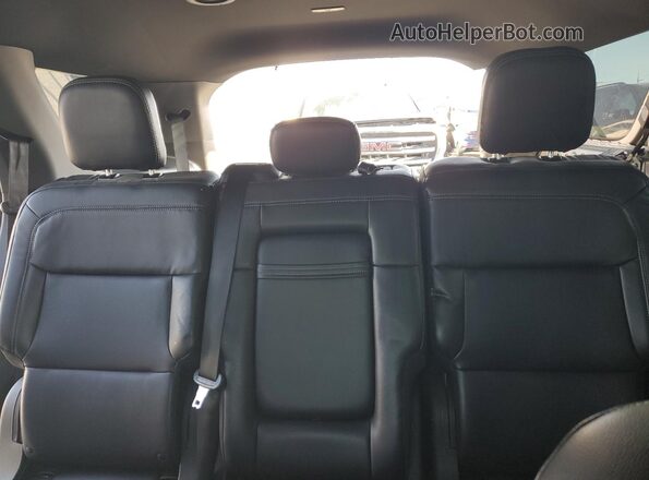 1FMSK8DH1LGA50589 2020 FORD EXPLORER Серебряный Вид задних сидений