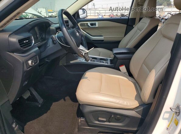 1FMSK8DH1LGD18069 2020 FORD EXPLORER White Front interior view