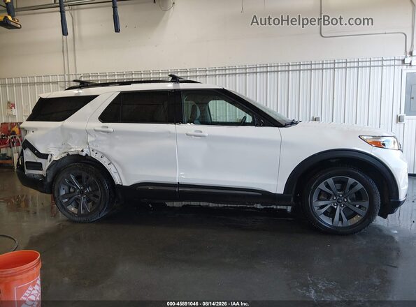 1FMSK8DH1MGA63702 2021 FORD EXPLORER White Սալոնի հետևի տեսք