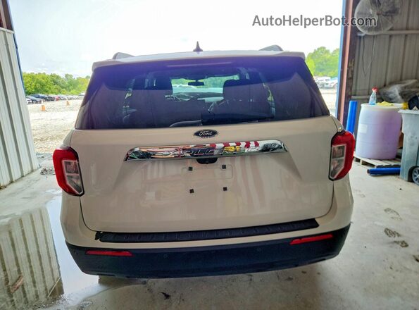 1FMSK8DH2NGA14400 2022 FORD EXPLORER Белый Вид сзади
