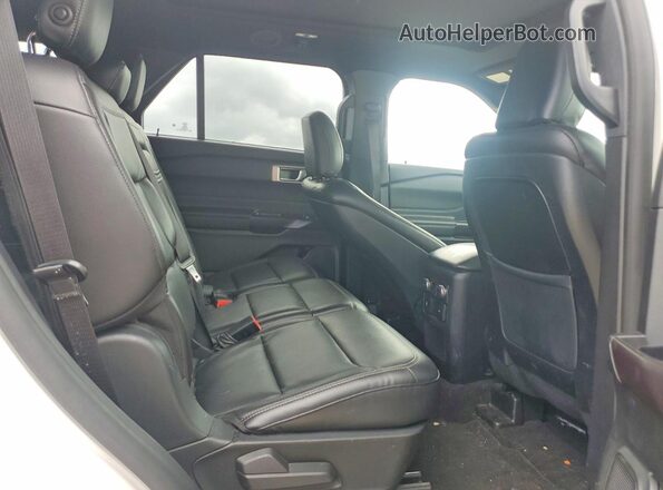 1FMSK8DH3LGA49475 2020 FORD EXPLORER White Rear seats view