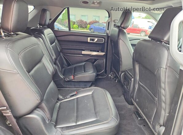 1FMSK8DH3PGA53662 2023 FORD EXPLORER White Vista interior trasera