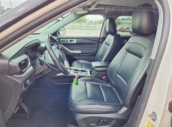 1FMSK8DH3PGA53662 2023 FORD EXPLORER White Vista interior delantera