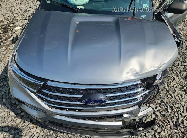 1FMSK8DH4PGC39355 2023 FORD EXPLORER Silver Rear interior view