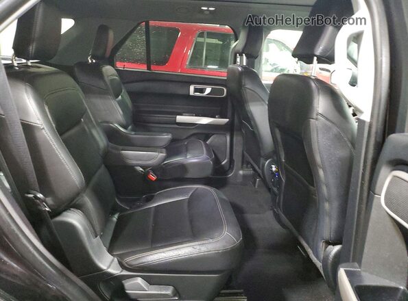 1FMSK8DH5MGC30000 2021 FORD EXPLORER Black Widok tylnych siedzeń