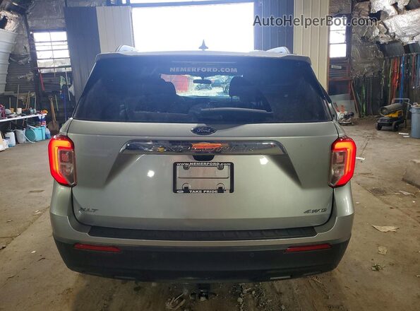 1FMSK8DH5PGC06817 2023 FORD EXPLORER Silver Widok z tyłu