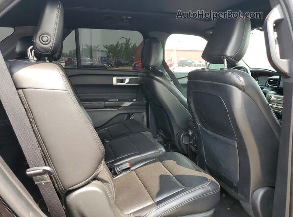 1FMSK8DH6LGA64990 2020 FORD EXPLORER Black Widok wnętrza z tyłu