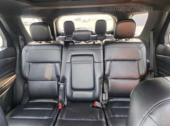 1FMSK8DH6LGC28092 2020 FORD EXPLORER Белый Вид задних сидений