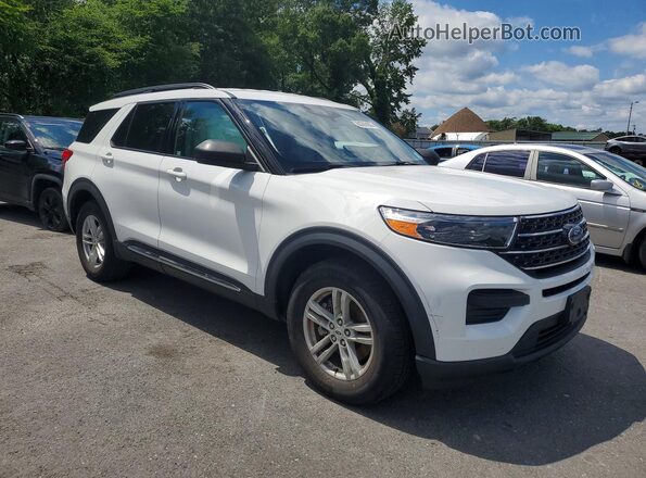 1FMSK8DH6MGB85617 2021 FORD EXPLORER White Delantero derecho