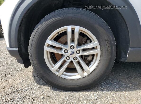 1FMSK8DH8NGA19908 2022 FORD EXPLORER White Սալոնի 360 աստիճան տեսք