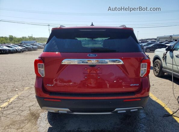 1FMSK8DH9MGC11367 2021 FORD EXPLORER Красный Вид сзади