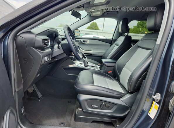 1FMSK8DH9NGA16547 2022 FORD EXPLORER Blue Vista interior delantera