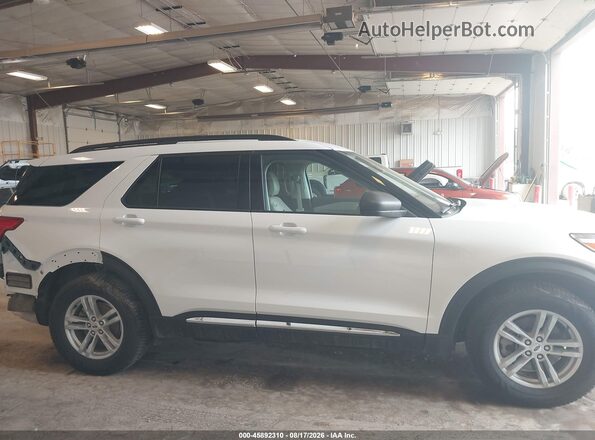 1FMSK8DH9RGA77953 2024 FORD EXPLORER White უკანა სალონის ხედი