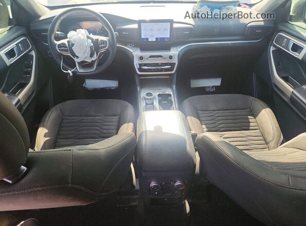1FMSK8DHXMGB59697 2021 FORD EXPLORER Silver წინა პანელის ხედი