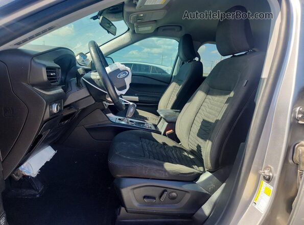 1FMSK8DHXMGB59697 2021 FORD EXPLORER Silver წინა სალონის ხედი