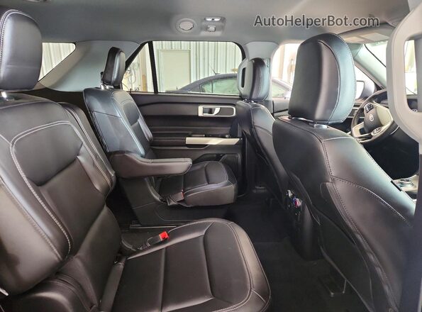 1FMSK8DHXNGC51698 2022 FORD EXPLORER Gray Սալոնի հետևի տեսք