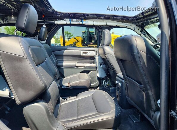 1FMSK8FH0PGB23325 2023 FORD EXPLORER Black Вид задньої частини салону