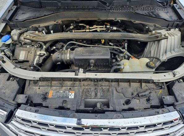 1FMSK8FH2NGB06104 2022 FORD EXPLORER Silver Engine compartment view