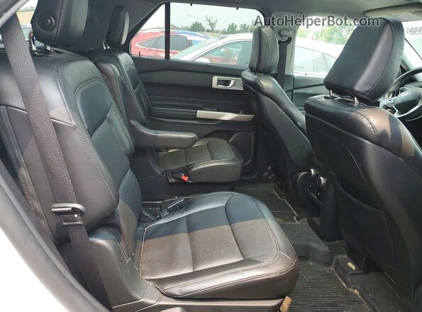 1FMSK8FH4LGC72430 2020 FORD EXPLORER Белый Вид задней части салона