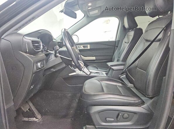1FMSK8FH5NGA48621 2022 FORD EXPLORER Черный Вид салона спереди