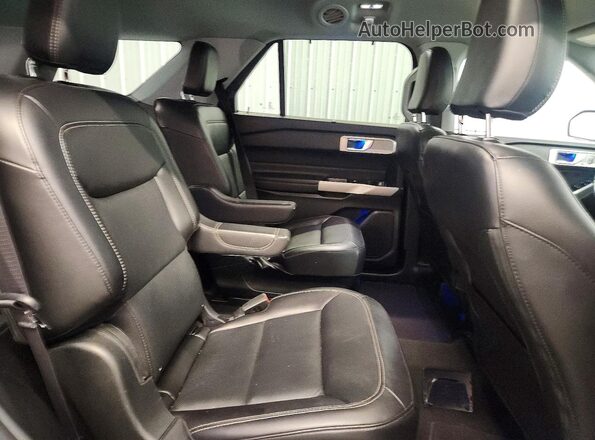 1FMSK8FH8RGA30412 2024 FORD EXPLORER Black Rear interior view