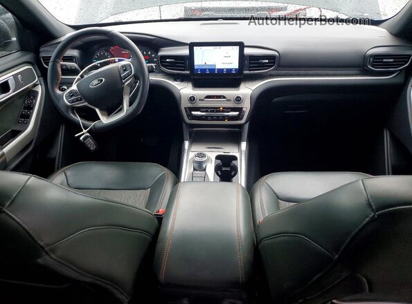 1FMSK8JHXNGC49986 2022 FORD EXPLORER Green Vista del salpicadero