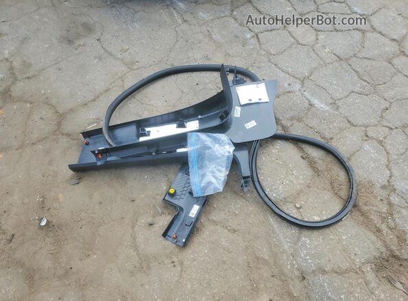 1FMUK7DH1SGA48990 2025 FORD EXPLORER Серебряный Вид наклейки с VIN-кодом