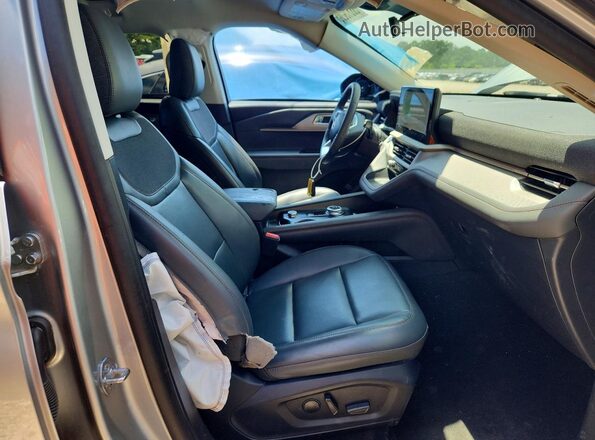 1FMUK7DH5SGA38723 2025 FORD EXPLORER Silver Вид салону спереду