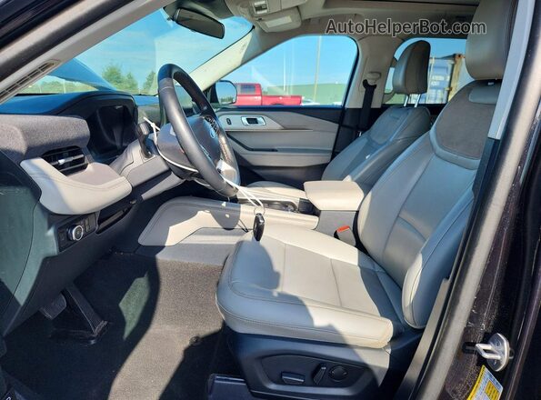1FMUK8DH0SGA25982 2025 FORD EXPLORER Black Widok wnętrza z przodu