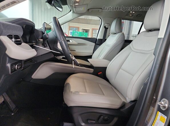 1FMUK8DH1TGA60709 2026 FORD EXPLORER Gray Vista interior delantera