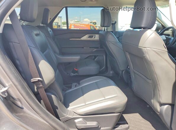 1FMUK8DH7SGA03395 2025 FORD EXPLORER Gray Widok wnętrza z tyłu