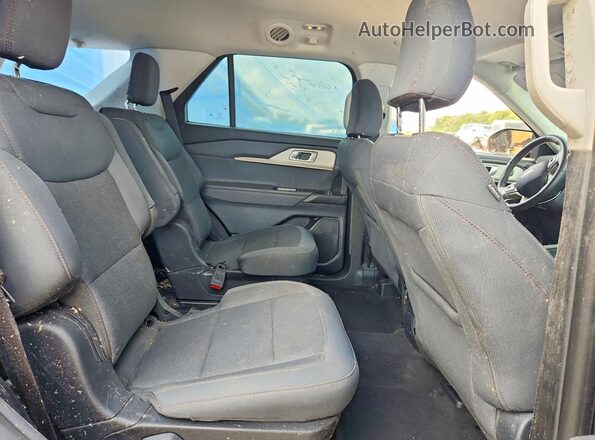 1FMUK8DH7SGC65692 2025 FORD EXPLORER Gray Rear interior view