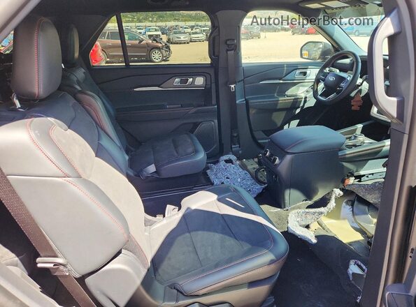 1FMWK8GC2TGA47332 2026 FORD EXPLORER Gray Widok tylnych siedzeń