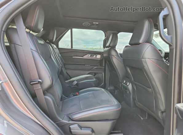 1FMWK8GC3SGC02551 2025 FORD EXPLORER Gray Widok wnętrza z tyłu