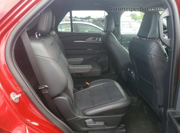 1FMWK8GC4TGA51673 2026 FORD EXPLORER Red Սալոնի հետևի տեսք