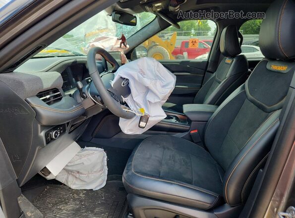 1FMWK8JC6TGA51697 2026 FORD EXPLORER Gray Вид салону спереду