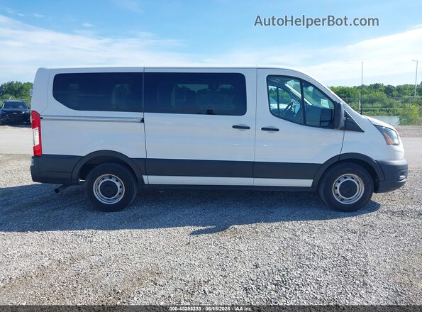 1FMZK1Y88LKB08615 2020 FORD TRANSIT-150 PASSENGER VAN Белый Вид задней части салона
