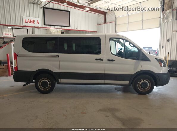 1FMZK1Y8XLKB23116 2020 FORD TRANSIT-150 PASSENGER VAN Blue Vista interior trasera