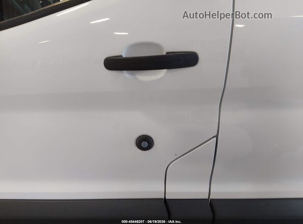 1FMZK1YM7JKB07241 2018 FORD TRANSIT-150 White Vista frontal