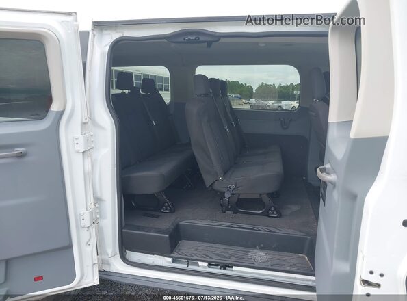 1FMZK1ZM7JKB35992 2018 FORD TRANSIT-150 White VIN կոդի պիտակի տեսք