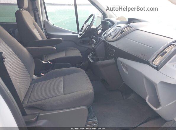 1FMZK1ZMXHKB26598 2017 FORD TRANSIT-150 White Vista interior delantera