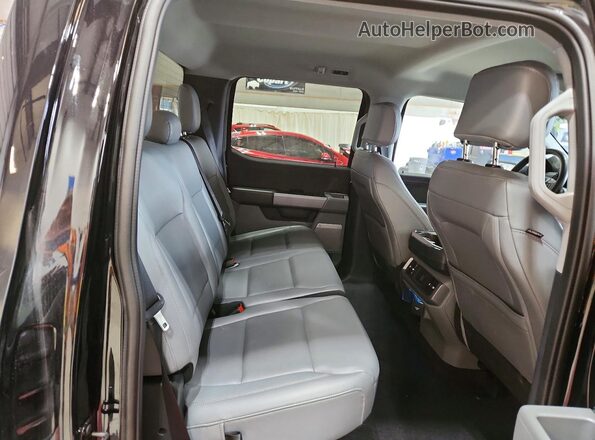 1FT6W3L75SWG02007 2025 FORD F150 Black Հետևի նստատեղերի տեսք