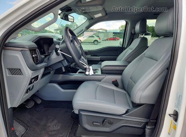 1FT6W3LU6SWG12941 2025 FORD F150 White Вид салону спереду