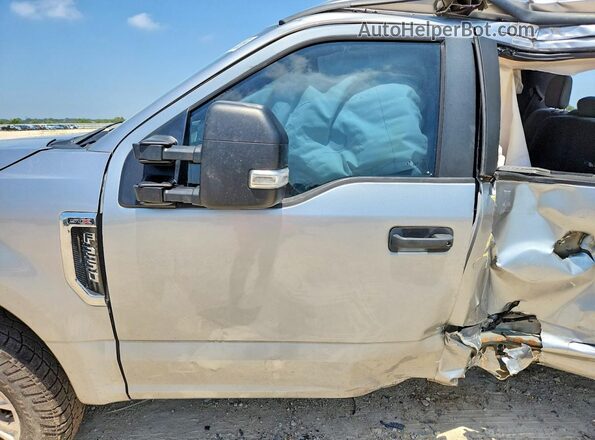 1FT7W2A60LEE84142 2020 FORD F250 Silver Front interior view