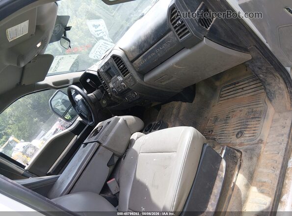 1FT7W2A61HEC59705 2017 FORD F-250 White Vista interior delantera