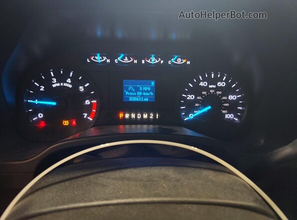 1FT7W2A61KEG38775 2019 FORD F250 White Instrument cluster view
