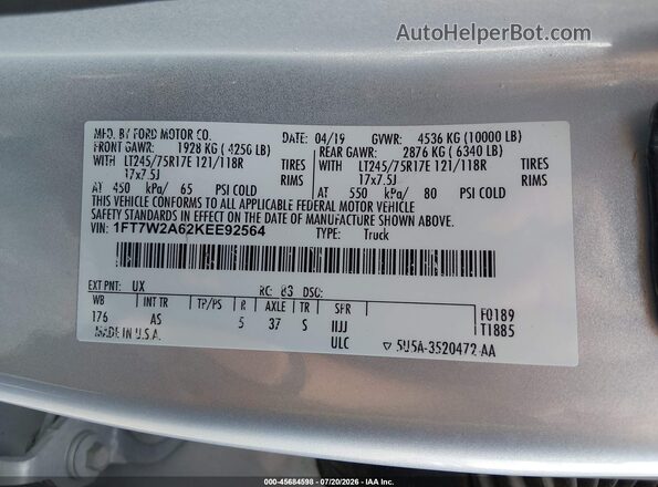 1FT7W2A62KEE92564 2019 FORD F-250 Серебряный Вид подкапотного пространства