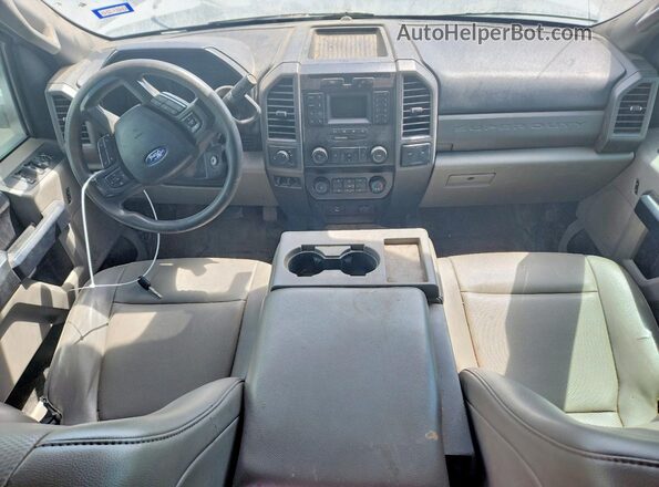 1FT7W2A63MEC54936 2021 FORD F250 White Widok deski rozdzielczej